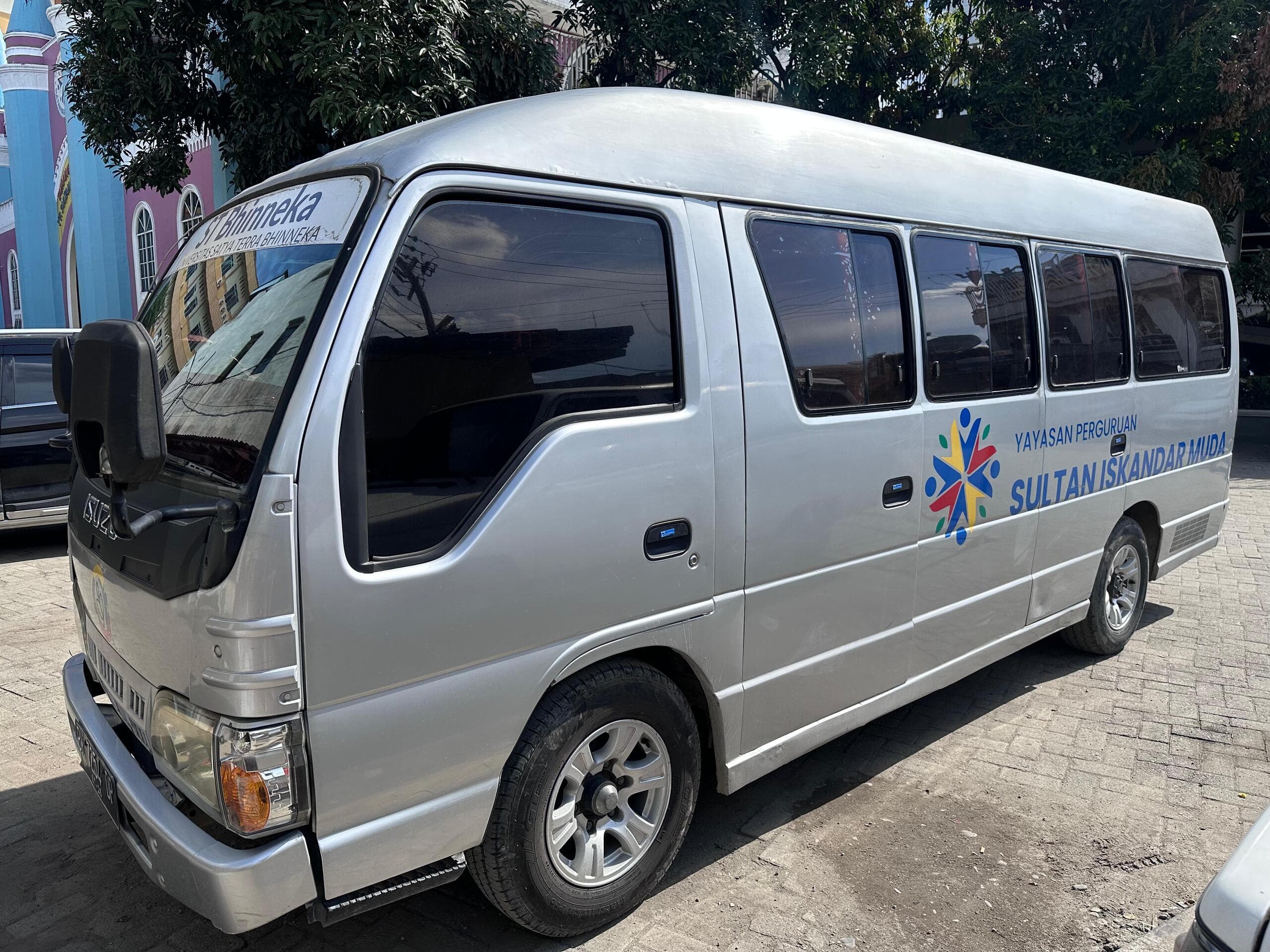 Bus Antar Jemput